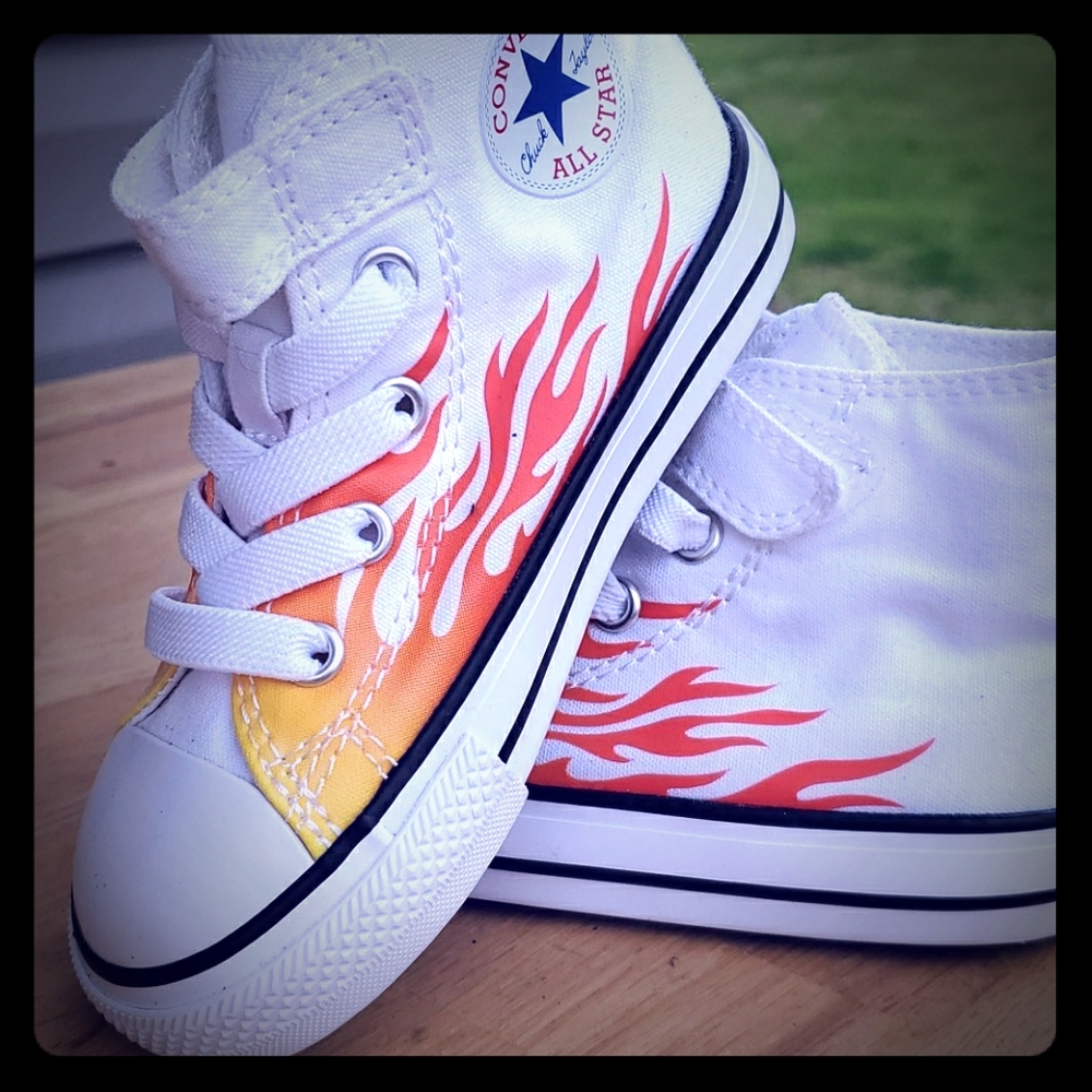 Never been worn: High Top All Star